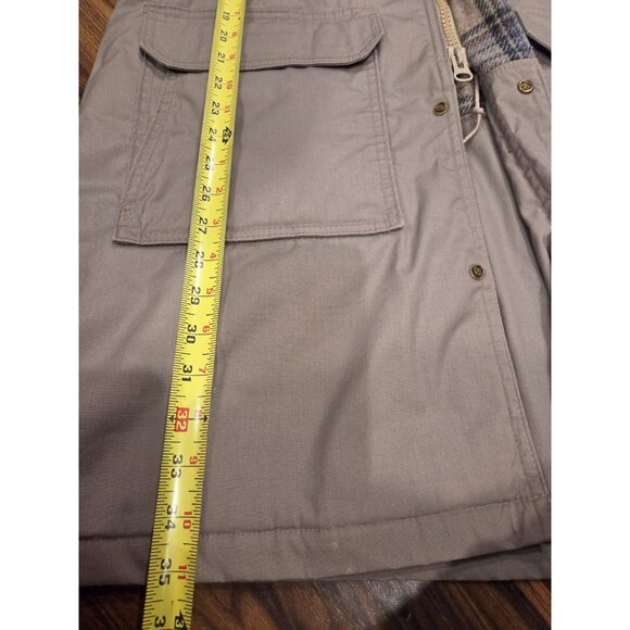 VTG Woolrich Woman Barn Chore Coat Wool Lined Plaid Sz L Parka USA MADE - Picture 16 of 16